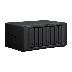 Сетевое хранилище Synology DS1823xs+ на 8 дисков, настольный 